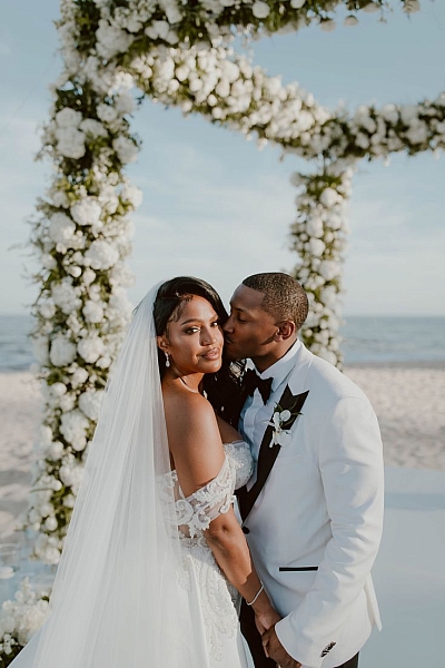 Romantic Cabo Oceanfront Wedding at Solaz.jpg